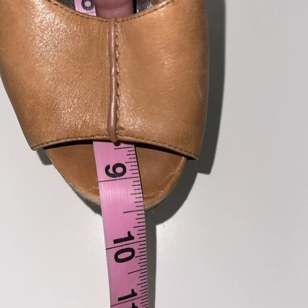 Vince Camuto Bailor brown leather 70s style platforms w gold trim 7/7.5 *READ*
